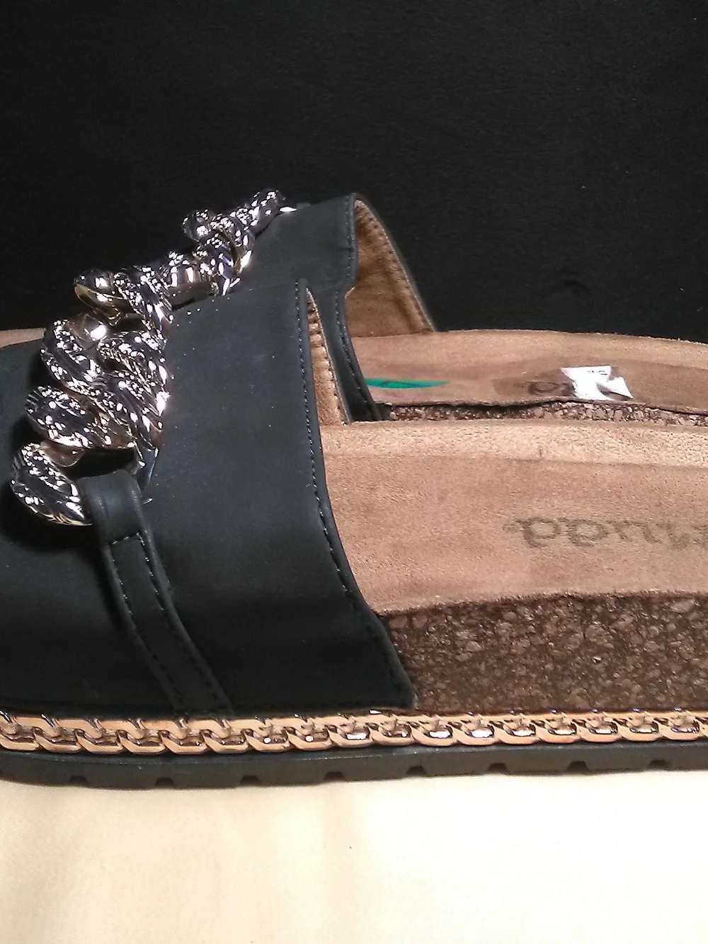 NWT Mudd Black Slide Sandals w/ Gold Chain Accent SZ 38/ 7.5 CHUNKY
